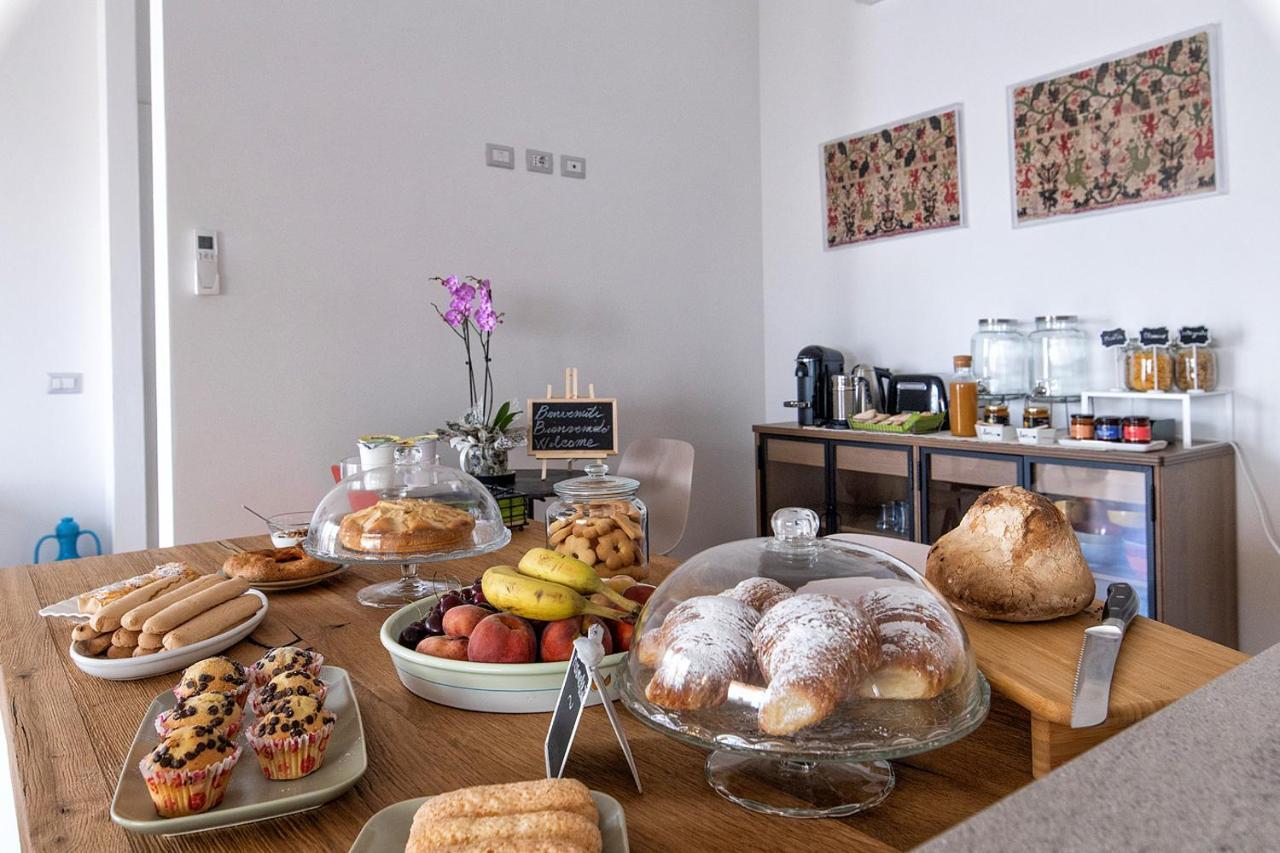 Bisu Isola Di Sant'Antioco Bed & Breakfast Exterior foto